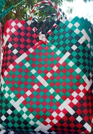 Eco friendly plastic woven shopping bags for world markets